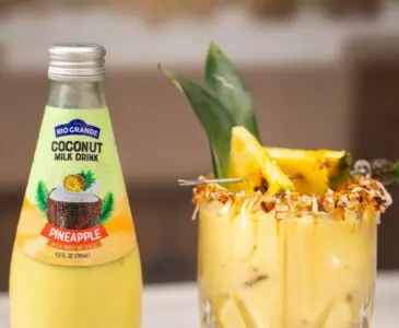 Mocktail pineapple coconut