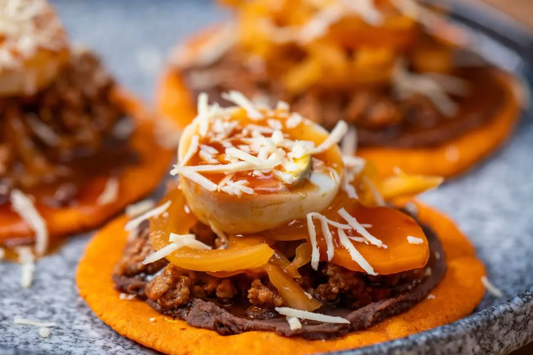 Salvadoran Enchiladas