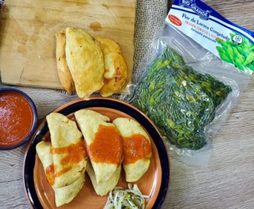 Cottage cheese empanadas with Loroco and Salsa