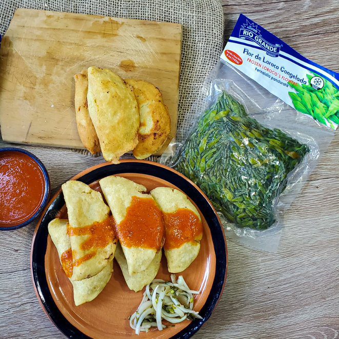 Cottage cheese empanadas with Loroco and Salsa